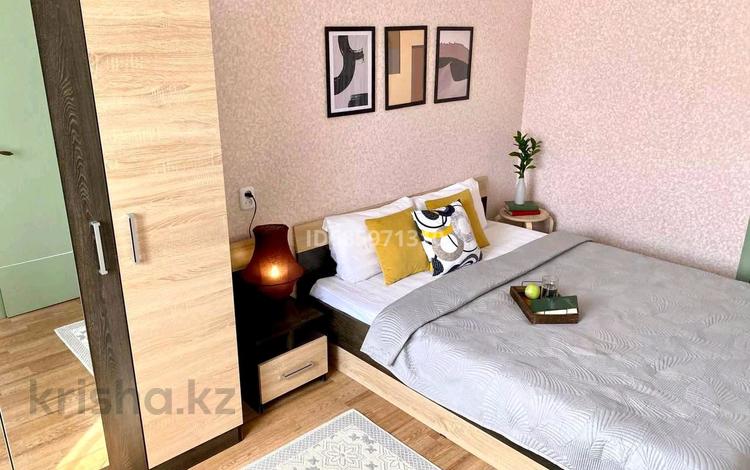 2-комнатная квартира · 50 м² · 5/9 этаж, мкр Юго-Восток, Пр.Республики 32 за 13 000 〒 в Караганде, Казыбек би р-н — фото 2