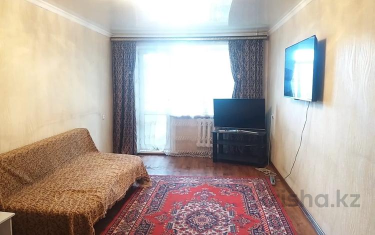 2-бөлмелі пәтер · 45 м² · 4/5 қабат, 18-шағынаудан, Майкудук, 18й микрорайон, бағасы: 12.5 млн ₸ в Караганде, Алихана Бокейханова р-н — фото 2