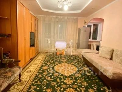 2-комнатная квартира, 45 м², 3/3 этаж, Толстого за 19 млн 〒 в Алматы, Турксибский р-н