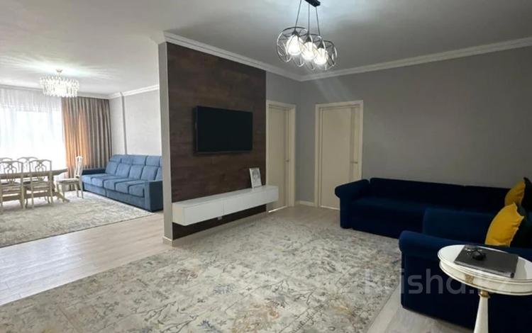 3-комнатная квартира · 118 м² · 5/16 этаж, мкр Юго-Восток, Просп. Республики за 60 млн ₸ в Караганде, Казыбек би р-н — фото 2