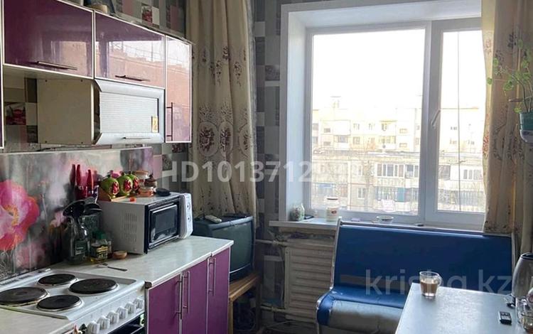3-бөлмелі пәтер · 63 м² · 5/5 қабат, Ауэзова 14, бағасы: 7 млн ₸ в Солнечном — фото 2