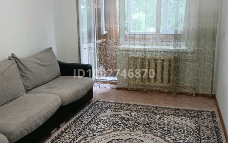 2-бөлмелі пәтер · 40 м² · 2/4 қабат, мкр Таугуль-1 1/3 — Навой Фестивалная, бағасы: 230 000 ₸ в Алматы, Ауэзовский р-н — фото 2