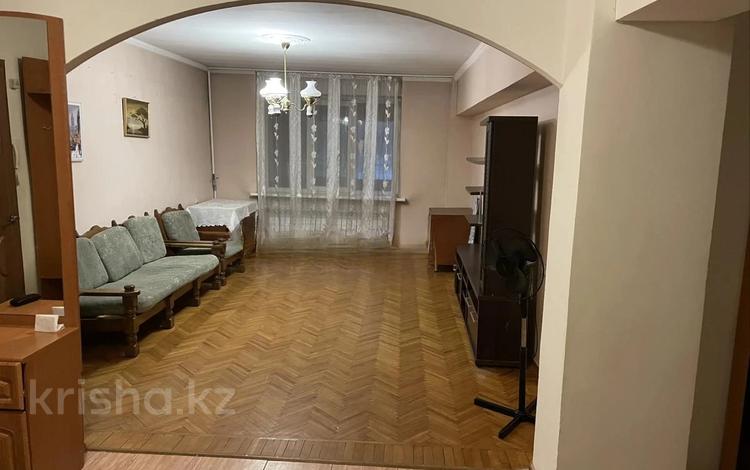 3-бөлмелі пәтер · 90 м² · 1/5 қабат, Калдоякова — Жамбыла, бағасы: 83 млн ₸ в Алматы, Медеуский р-н — фото 3