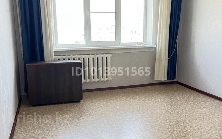 3-комнатная квартира · 69 м², мкр Аксай-2 75 за 43 млн ₸ в Алматы, Ауэзовский р-н — фото 2