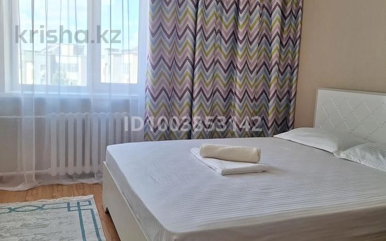 2-бөлмелі пәтер · 60 м² · 9/11 қабат, мкр 12 2 А — Пр. Абулхаир хана, бағасы: 12 990 ₸ в Актобе — фото 12