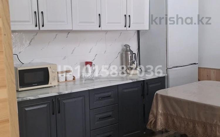 Жеке үй · 6 бөлме · 130 м² · 10 жүзд., ,Ескелді бй 15А — Бірінші көше, бағасы: 18 млн ₸ в Балпыке Би — фото 2