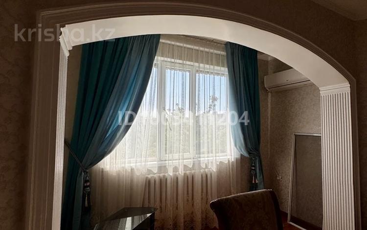 4-комнатная квартира · 80 м² · 4/5 этаж, 8-й микрорайон 64 — Тамерлановское Шоссе и Бейбитшилик за 250 000 ₸ в Шымкенте, Туран р-н — фото 2