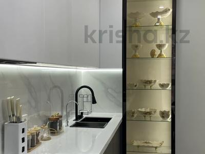 2-комнатная квартира · 90 м² · 4/16 этаж, мкр Юго-Восток, проспект Шахтеров 46/1 за 64 млн ₸ в Караганде, Казыбек би р-н