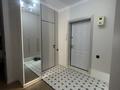 2-бөлмелі пәтер · 60 м² · 5/10 қабат, Алтын орда ш/а., Алия Молдагулова 58 — Обл гаи, бағасы: 22.9 млн ₸ в Актобе, мкр. Алтын орда — фото 4