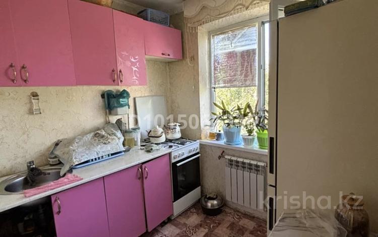 2-комнатная квартира · 45 м² · 5/5 этаж, мкр Талас 15 за 11 млн ₸ в Таразе — фото 2