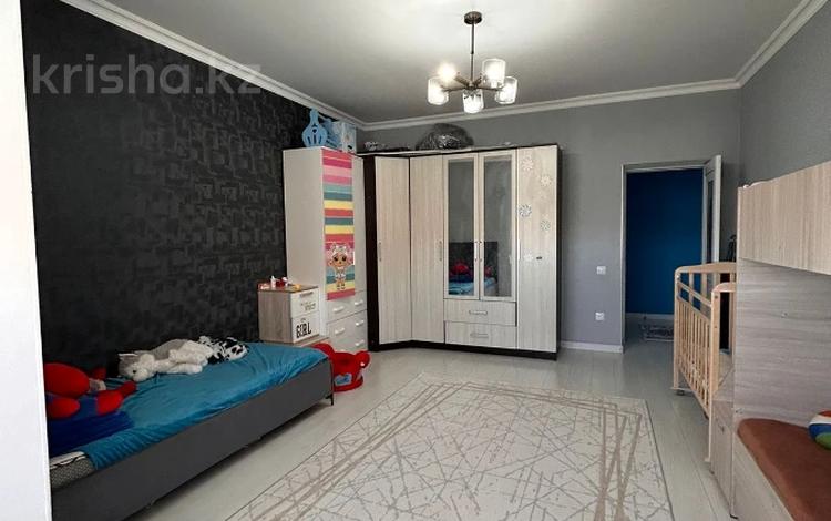 2-бөлмелі пәтер · 96 м² · 5/5 қабат, мкр. Алтын орда, тауелсіздік, бағасы: 27 млн ₸ в Актобе — фото 2