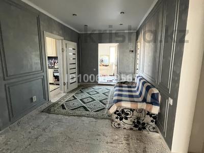 Отдельный дом · 4 комнаты · 140 м² · 10 сот., Алтынемел — Кабанбай за 20 млн 〒 в Талдыкоргане, село Ынтымак