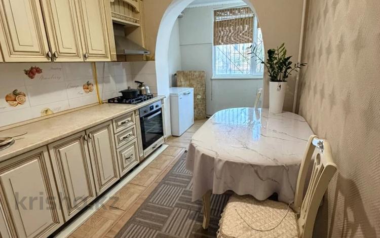 3-комнатная квартира · 70 м² · 1/5 этаж, 12-й мкр 47 за 19.5 млн ₸ в Актау — фото 2
