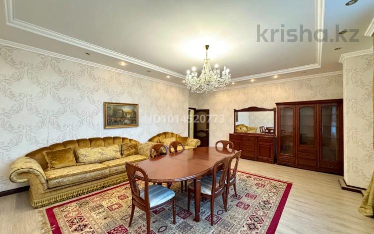 4-бөлмелі пәтер · 168 м² · 8/18 қабат, Динмухаммед Кунаев 12, бағасы: 82 млн ₸ в Астане, Есильский р-н — фото 2