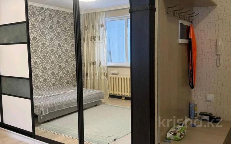 1-комнатная квартира · 32 м² · 3/5 этаж, мкр Новый Город, Ермекова 35 — Вокзал за 6 000 ₸ в Караганде, Казыбек би р-н — фото 2