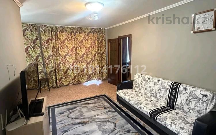 2-комнатная квартира · 50 м² · 5/5 этаж, мкр Новый Город, Алиханова 10а за 12 000 ₸ в Караганде, Казыбек би р-н — фото 2