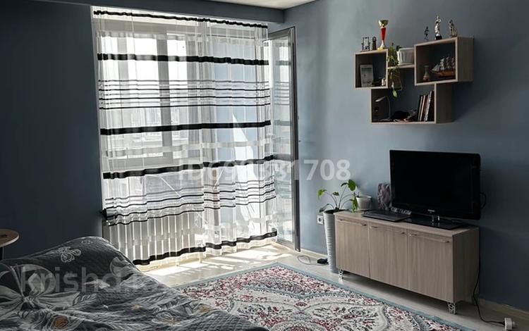 1 бөлме · 50 м² · 9 қабат, мкр Шугыла 5, бағасы: 70 000 ₸ в Алматы, Наурызбайский р-н — фото 8