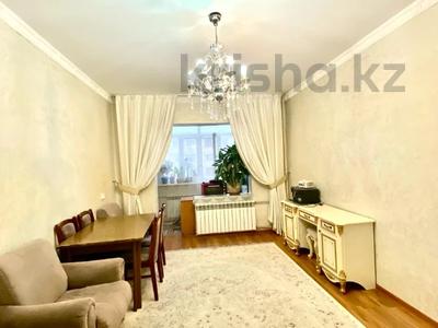 4-комнатная квартира, 90 м², 3/5 этаж, мкр Сайрам , проспект Республики за 32 млн 〒 в Шымкенте, Енбекшинский р-н
