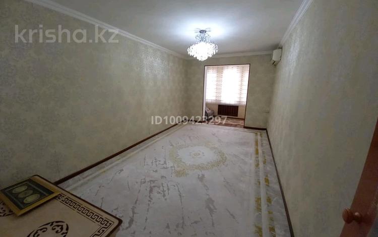 3-комнатная квартира · 100 м² · 5/5 этаж, Стройтелей 10 — Залиния за 16 млн ₸ в Аксукенте — фото 2