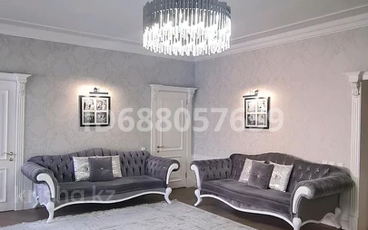 5-комнатная квартира · 218 м² · 3/5 этаж, 13-й мкр 21 за 115 млн ₸ в Актау — фото 2