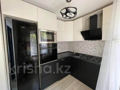3-комнатная квартира · 57.4 м² · 1/4 этаж, мкр №8 за 36.5 млн ₸ в Алматы, Ауэзовский р-н