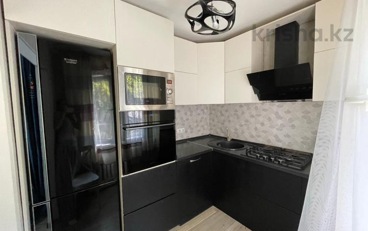 3-комнатная квартира · 57.4 м² · 1/4 этаж, мкр №8 за 36.5 млн ₸ в Алматы, Ауэзовский р-н — фото 2