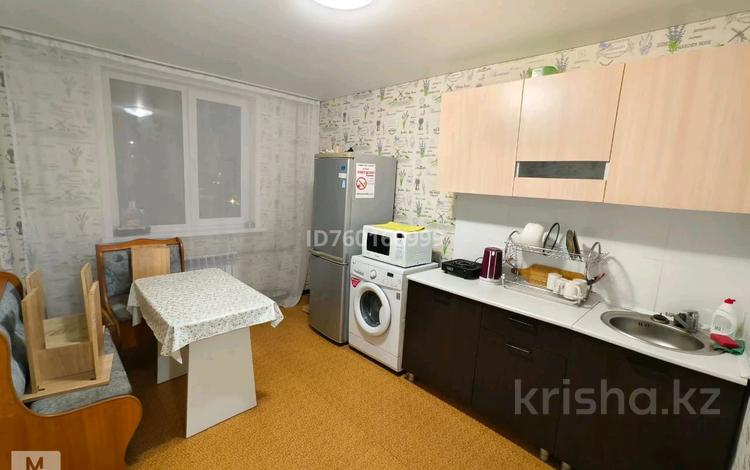 2-комнатная квартира · 38 м² · 3/5 этаж, Кунаева 48 — Огонёк рынок за 200 000 ₸ в Риддере — фото 3
