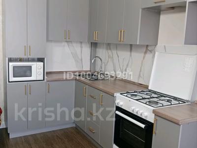 Жеке үй · 1 бөлме · 20 м² · 1 жүзд., Шанхай ш/а., Снайперская — Мира - Пожврского, бағасы: 100 000 ₸ в Актобе, мкр Шанхай