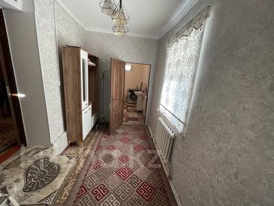 Отдельный дом · 4 комнаты · 112 м² · 5.5 сот., Кайнар 17 — Коммунизм , Б.Майлин параллельно көше за 23 млн ₸ в 