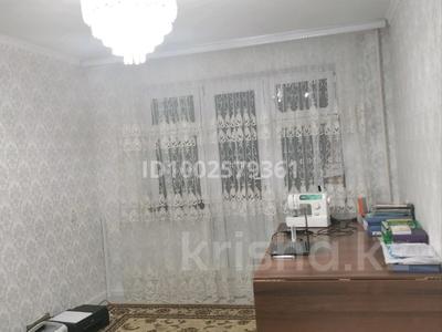 1-бөлмелі пәтер · 30 м² · 2/5 қабат, Аль-Фараби — адал магазин, бағасы: 10 млн 〒 в Таразе