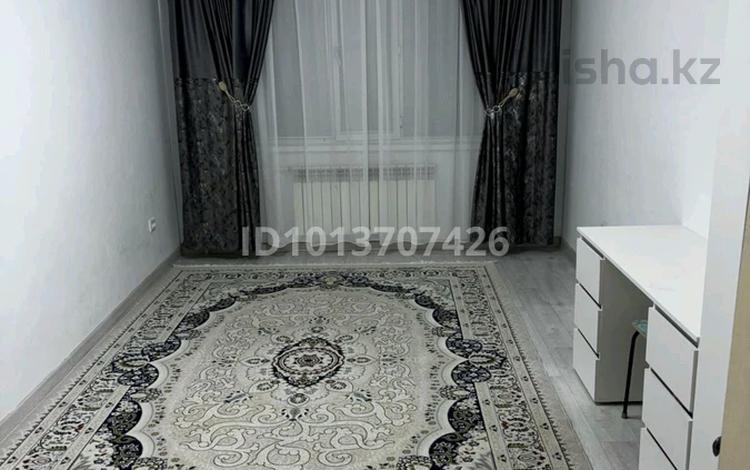 1-бөлмелі пәтер · 18 м² · 4/5 қабат, Бр Жубанова 257 — Сатпаева, бағасы: 3.2 млн ₸ в Актобе — фото 2