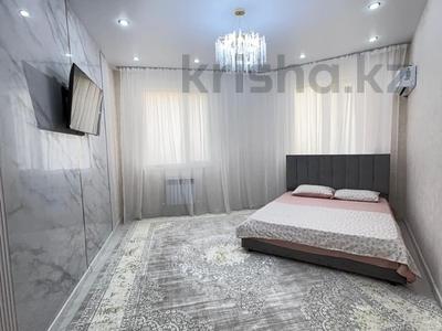 2-комнатная квартира · 65 м² · 6/7 этаж, 19-й мкр 45 за 11 000 〒 в Актау