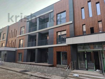 5-комнатная квартира · 212 м² · 3/3 этаж, Кажымукана 109 за 214 млн 〒 в Алматы, Медеуский р-н