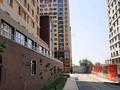 2-комнатная квартира, 57 м², 5/15 этаж, Жандосова 94А за 41.5 млн 〒 в Алматы, Бостандыкский р-н — фото 17
