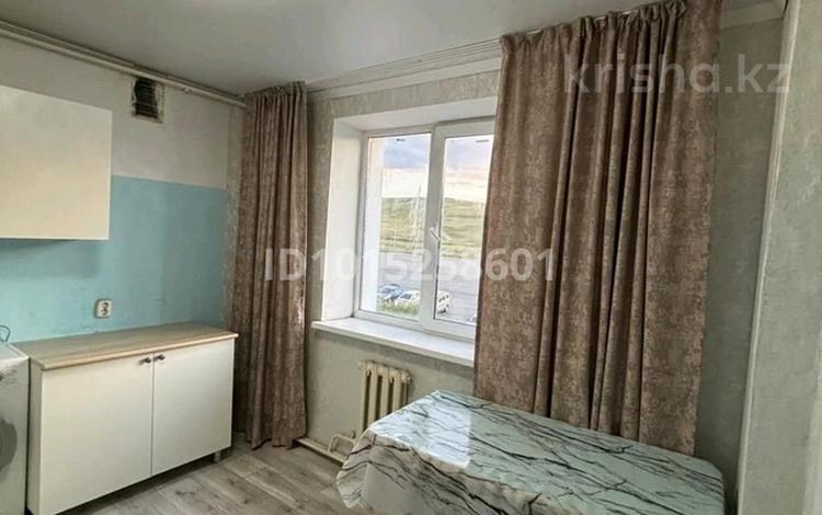 1-комнатная квартира · 50 м² · 3/5 этаж, Аманжолова 13/2 за 160 000 ₸ в им. Касыма кайсеновой — фото 2