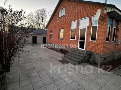 Отдельный дом · 4 комнаты · 120 м² · 10 сот., Костомар 48 за 32 млн 〒 в Астане