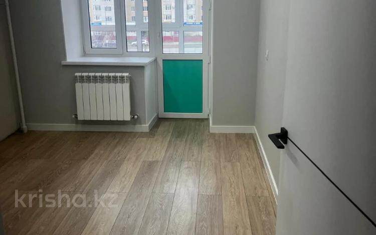 2-бөлмелі пәтер · 57 м² · 4/9 қабат, мкр. Алтын орда, пр Тауелсиздик, бағасы: 27 млн ₸ в Актобе — фото 2