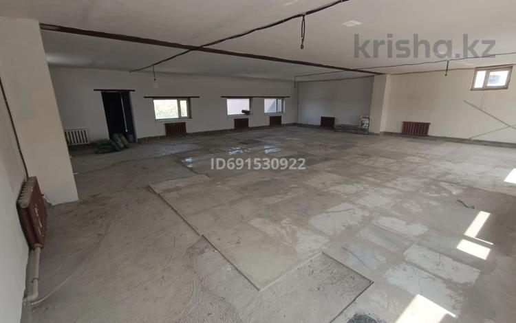 Свободное назначение, офисы, магазины и бутики, склады · 150 м² за 300 000 ₸ в Астане, Сарыарка р-н — фото 12