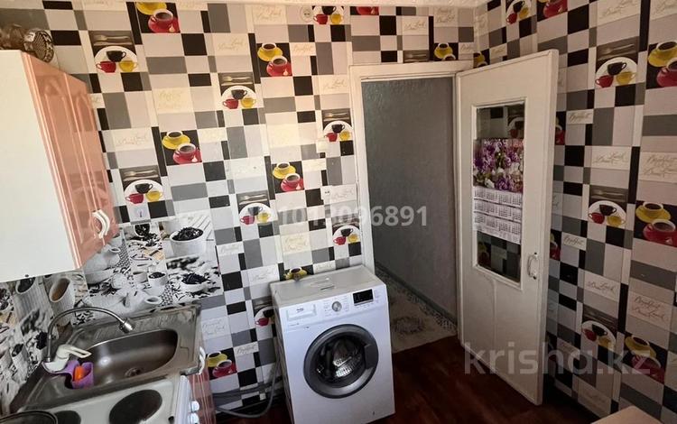 2-комнатная квартира · 40 м² · 2/5 этаж, Желтоксан 12 за 10 000 ₸ в Балхаше — фото 2