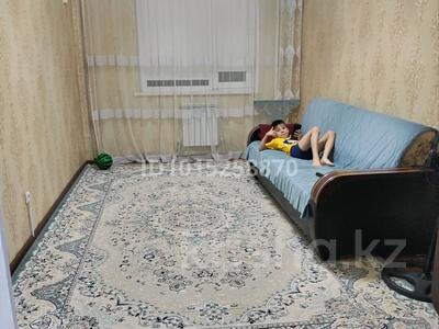 2-бөлмелі пәтер · 54 м² · 2/5 қабат, Байтерек ш/а. 19 — Карзинаның қасында, бағасы: 16.3 млн ₸ в Таразе, мкр Байтерек
