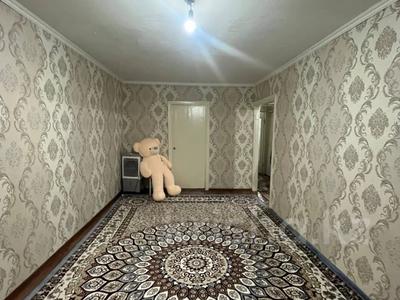 3-комнатная квартира · 63.2 м² · 5/5 этаж, 7 микр Самал за 13.5 млн 〒 в Таразе