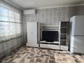 2-комнатная квартира · 58 м² · 4/13 этаж, Утеген батыра 17б за 300 000 ₸ в Алматы, Ауэзовский р-н