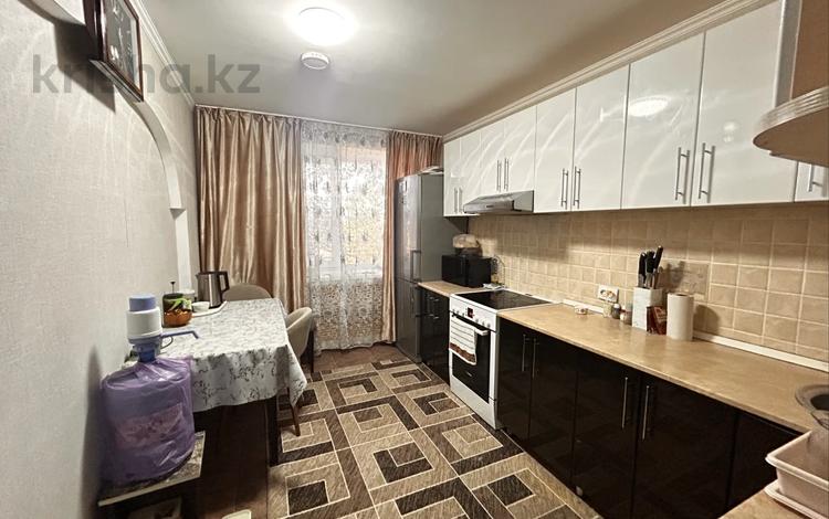5-бөлмелі пәтер · 95 м² · 3/6 қабат, мкр Юго-Восток, Керамическая 76, бағасы: 26.5 млн ₸ в Караганде, Казыбек би р-н — фото 2
