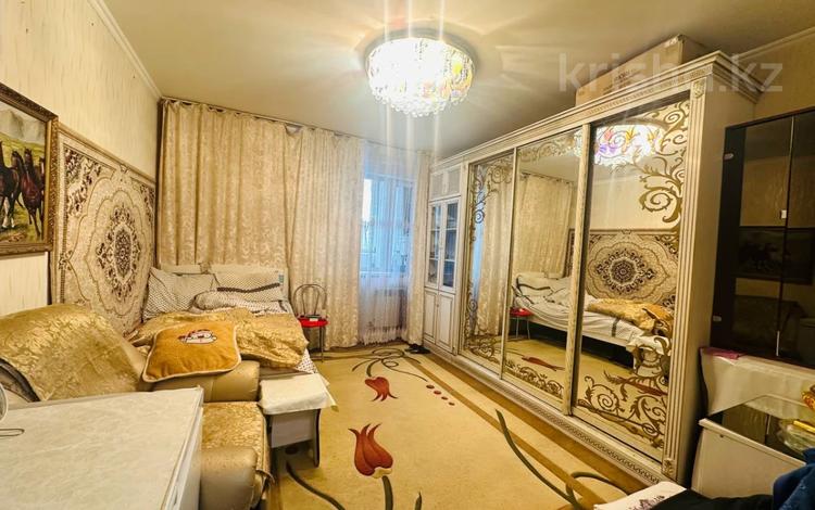 1-комнатная квартира, 40 м², 3/9 этаж, Айтматова за 17 млн 〒 в Астане, Нура р-н — фото 8