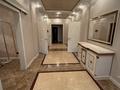 4-комнатная квартира · 178 м² · 8/13 этаж, Ходжанова 77, 81 — Ергожина за 136 млн ₸ в Алматы, Бостандыкский р-н