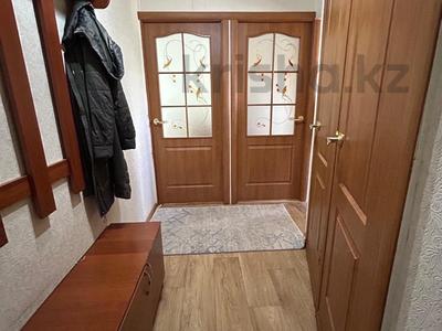 2-комнатная квартира · 45 м² · 2/5 этаж, жаманкулова за 12.5 млн ₸ в Актобе, мкр Москва
