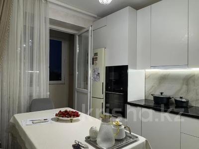 2-комнатная квартира · 60 м² · 3/9 этаж, мкр Аксай-1 за 42.5 млн ₸ в Алматы, Ауэзовский р-н