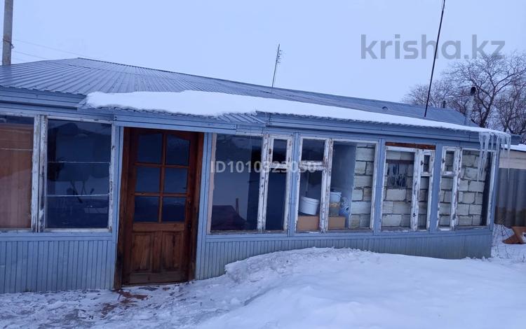 Отдельный дом · 3 комнаты · 94 м² · 25 сот., Садовая 11/2 — Школа, Мини-маркет, клуб, акимат за 10 млн ₸ в  — фото 2