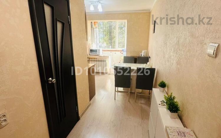 2-комнатная квартира · 50 м² · 1/5 этаж, 9 микрорайон — Амангельды-Бауыржана Момышулы за 150 000 ₸ в Темиртау — фото 2