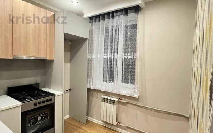 2-комнатная квартира, 40 м², 2/4 этаж, манаса